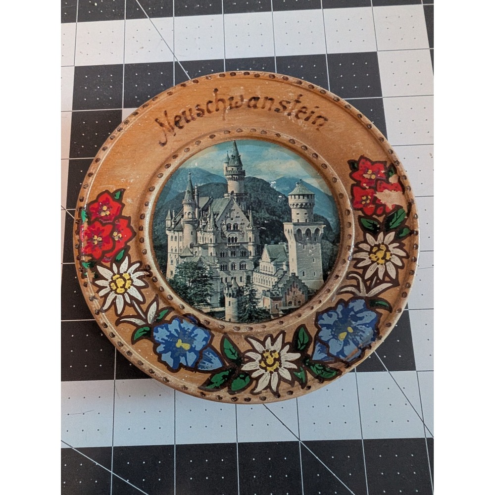 Germany Wooden Souvenir Plate,Hand-Painted Neuschwanstein Castle 6 in hang vtg
